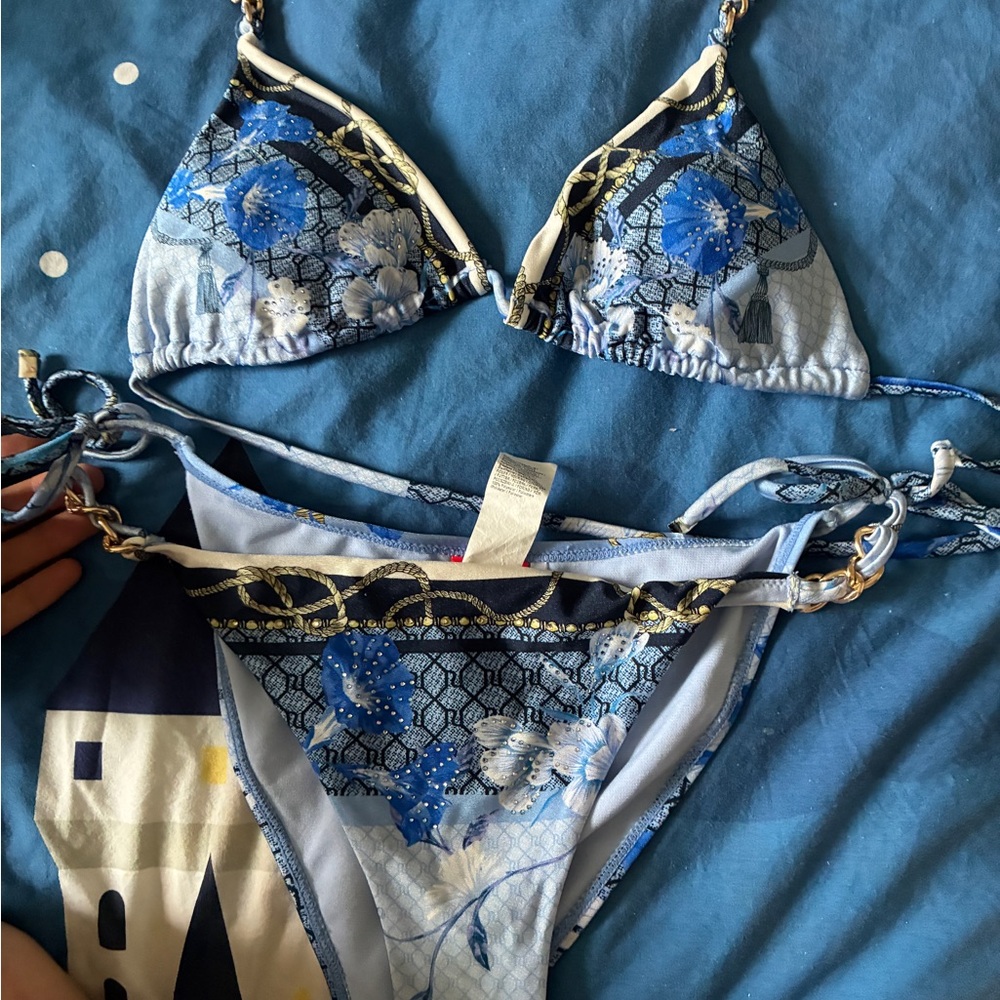 River island Blue Floral Bikini Set - Picture 2 of 8